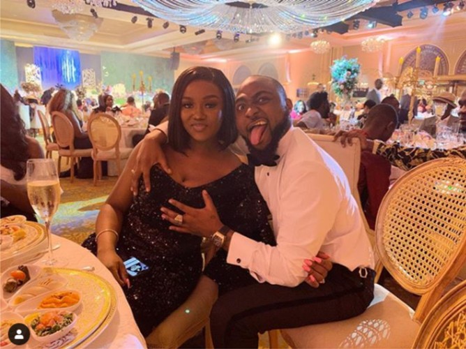 How Davidos Fiancée Chioma Slayed At Adewale Adelekes Wedding Photos Expressive Info