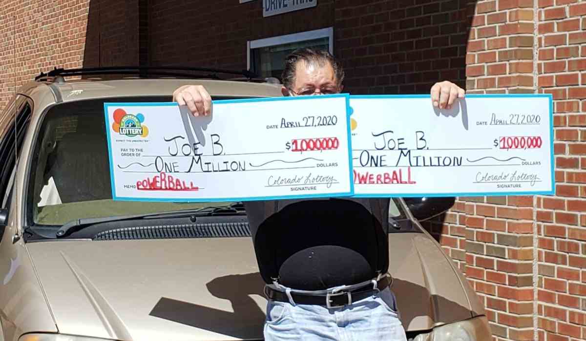 Man wins 1 million lottery twice on the same day after playing same
